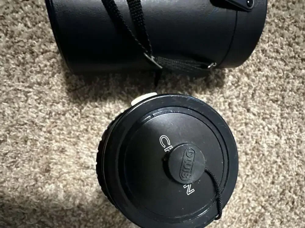 Rokinon‎ 70-210mm f/3.5-4.5 Zoom Macro Lens for Canon FD Mount